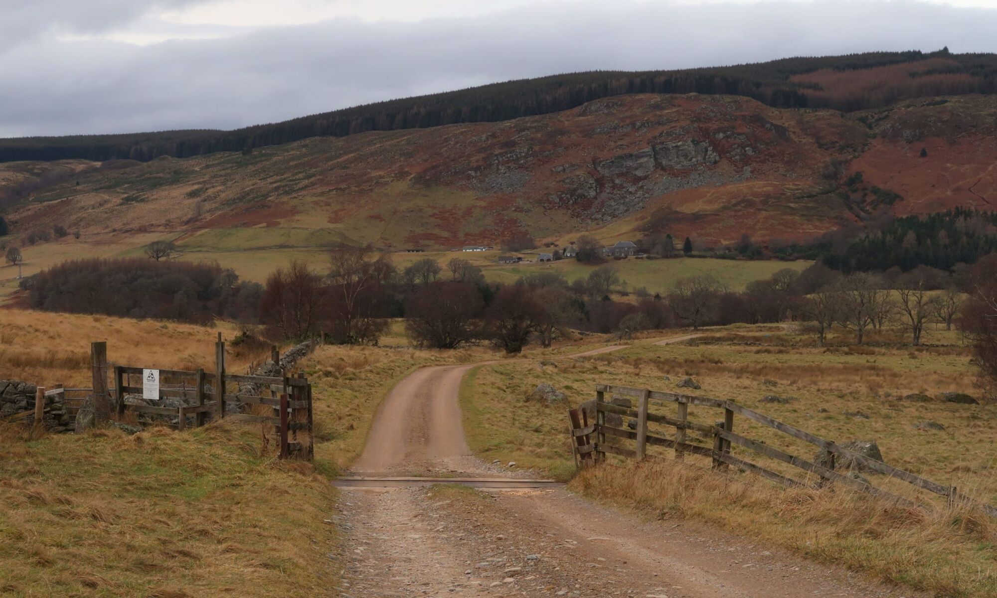 
  
  Dunkeld Hermitage Loop
